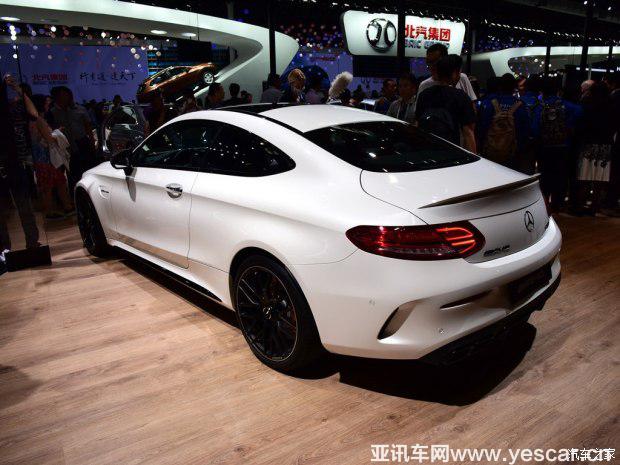 梅赛德斯-AMG 奔驰C级AMG 2015款 AMG C 63 S Coupe